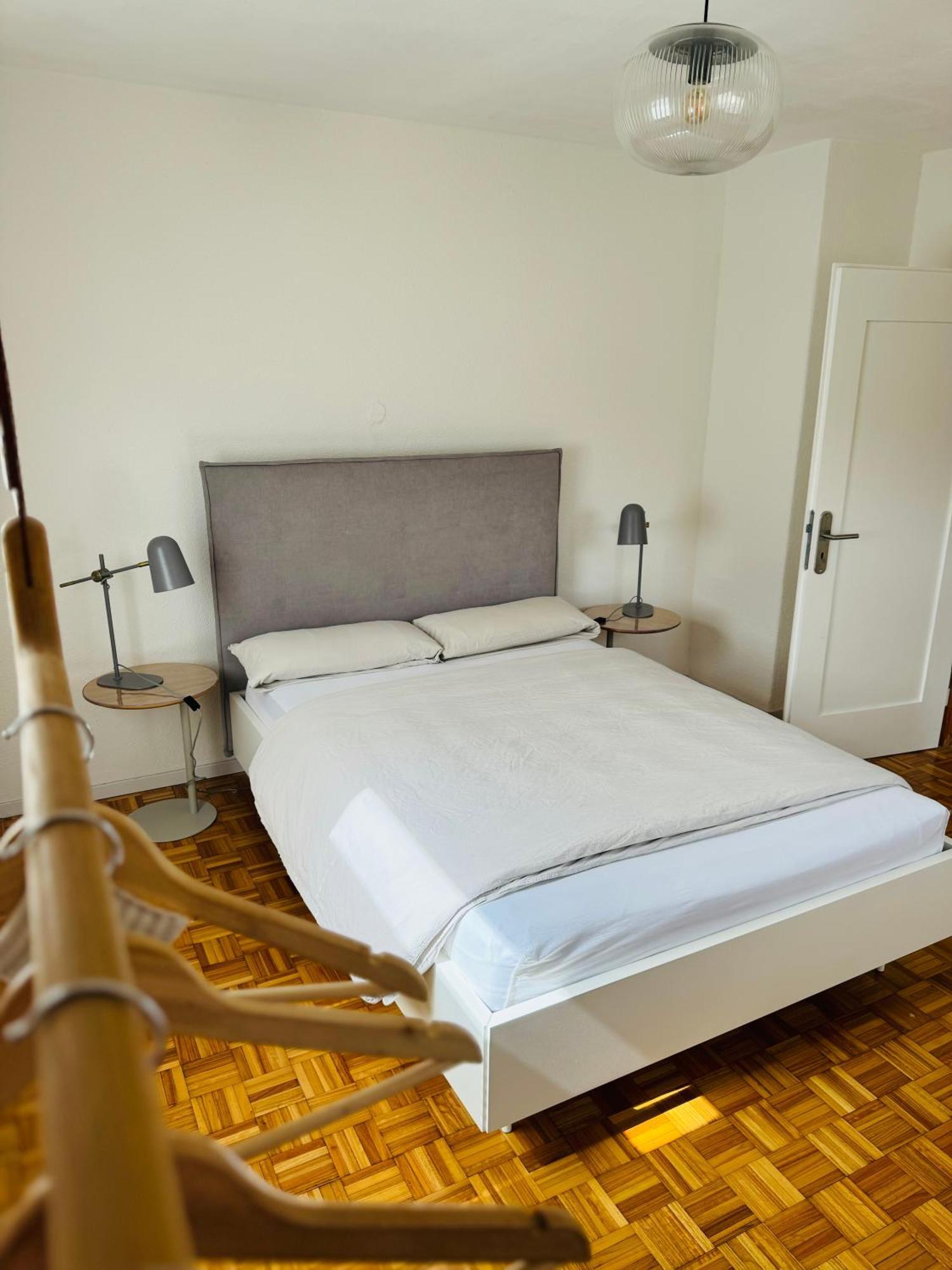 A14 Three Bed Apartment City Center ไฮเดนไฮม์ อันแดร์ เบรนซ์ ภายนอก รูปภาพ